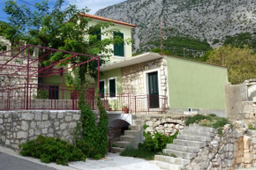 Apartments with a parking space Igrane, Makarska - 6796